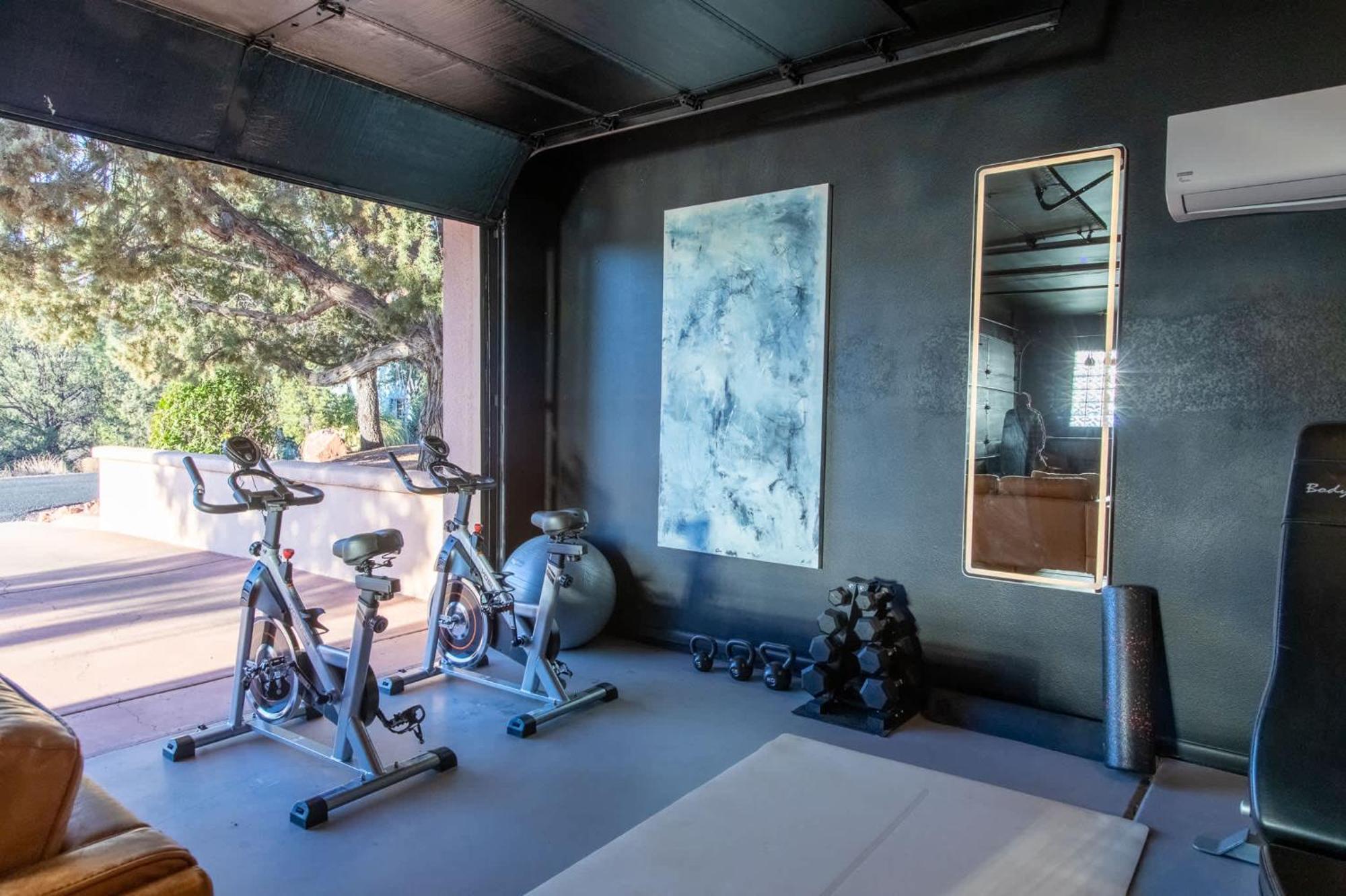 5 Bed 3 Bath Uptown Sedona-Game Room-Sauna-Cold Plunge-Jacuzzi-Gym Exterior photo