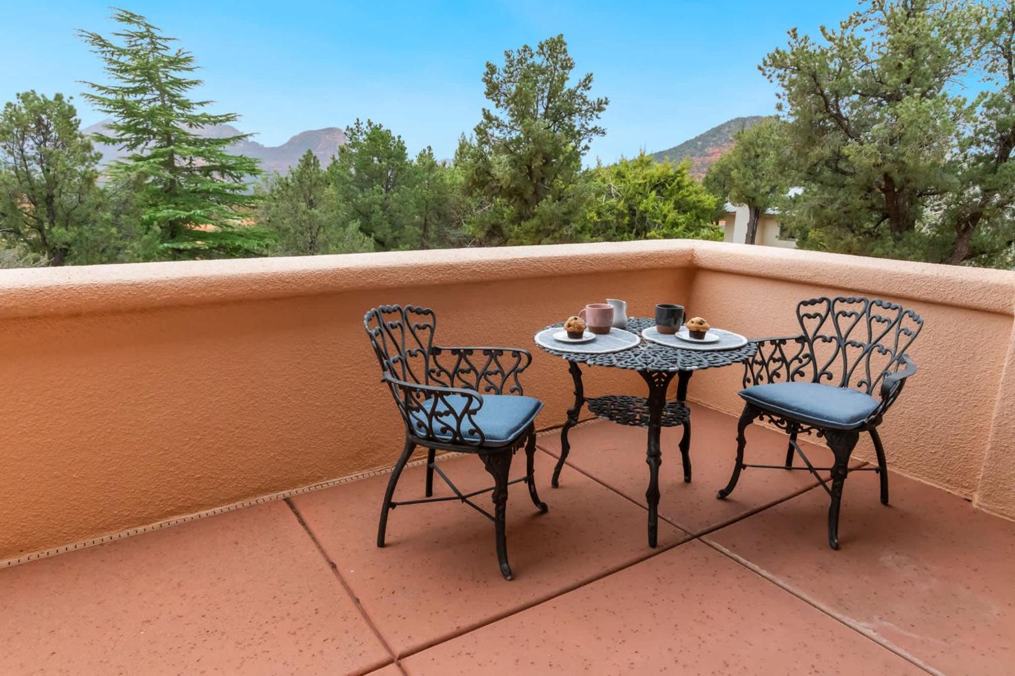5 Bed 3 Bath Uptown Sedona-Game Room-Sauna-Cold Plunge-Jacuzzi-Gym Exterior photo